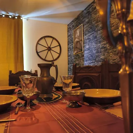 La Taverne Des Chevaliers Apartament